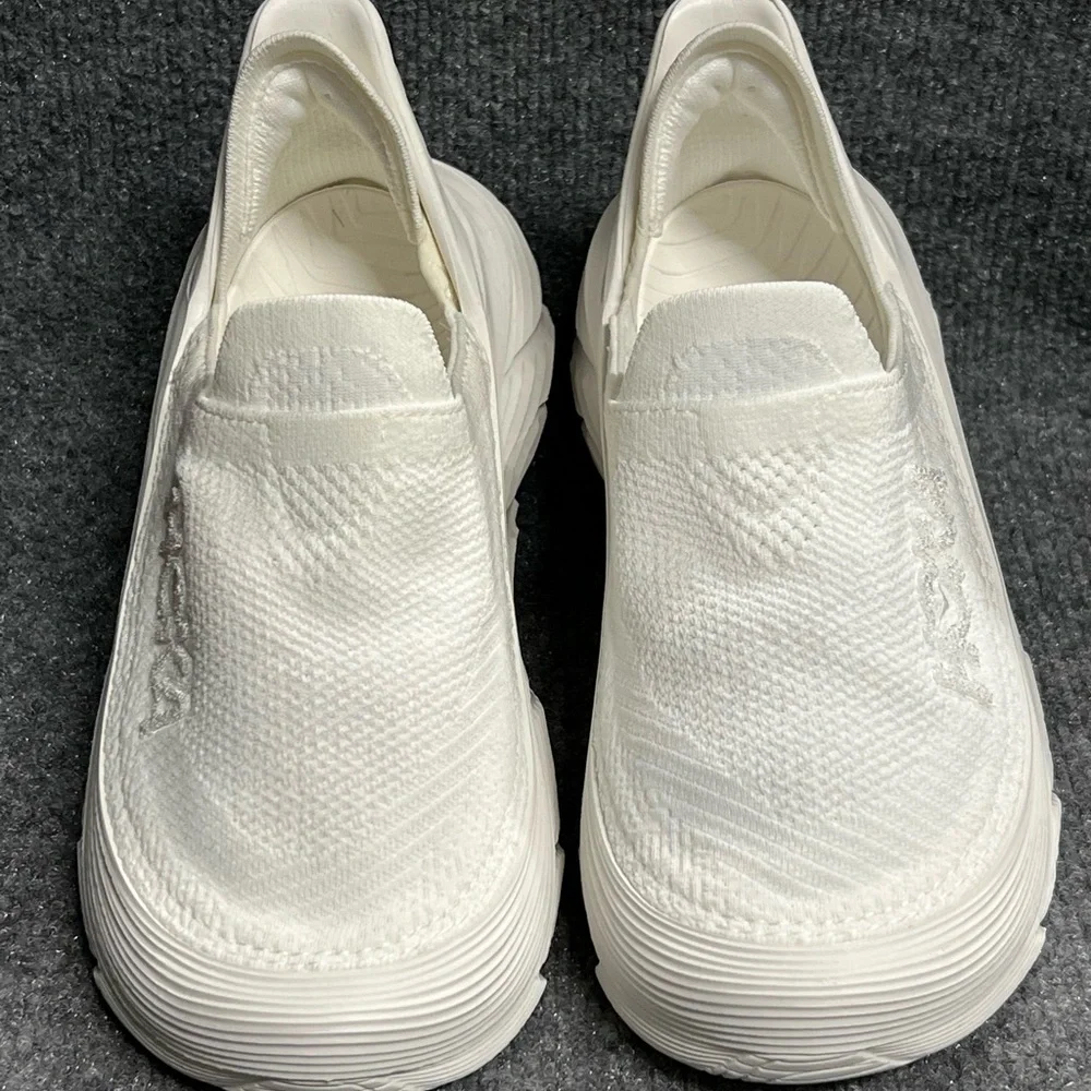 HOKA One One Restore TC White Slip On Sneakers
#1134532RAWW Men’s 8 Women’s 9 - Picture 2 of 5